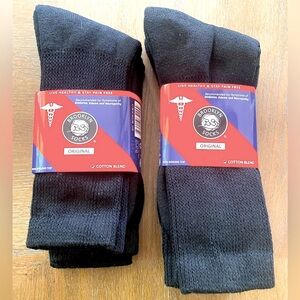 5 Pairs of Cotton Diabetic Non-Binding Neuropathy Crew Socks by Brooklyn Socks